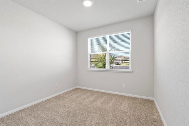 Building Photo - 113 Antrim Cove