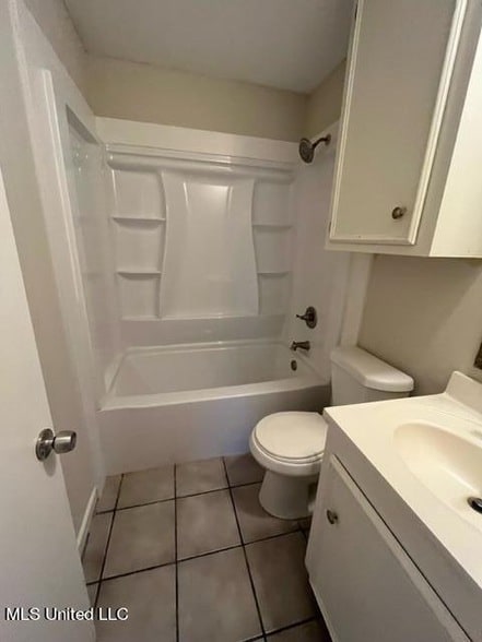 Building Photo - 35 Lance Dr