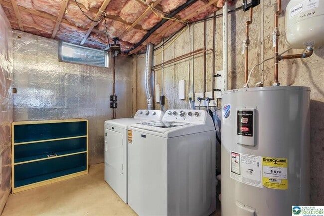 Building Photo - 1885 Redwood Dr