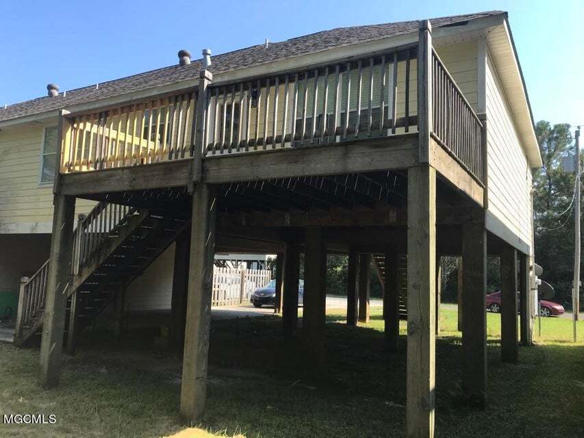 Building Photo - 6206 W Desoto St