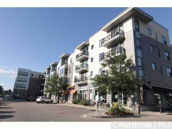 Building Photo - 7600 Lyndale Ave S