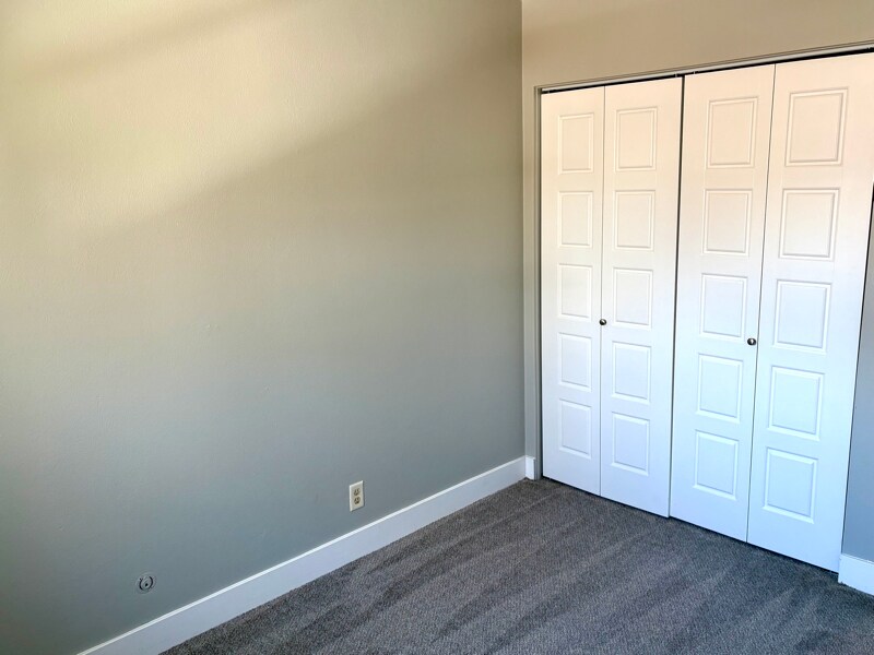 Building Photo - 4026 N Illinois Ave