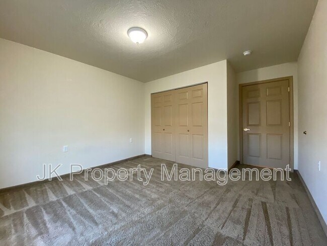 Building Photo - 5112 4th Ave N