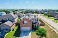 Building Photo - 5123 Harbor Palm Dr