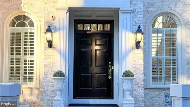 Building Photo - 1289 Ballantrae Farm Dr