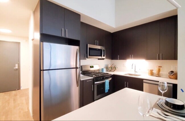 Building Photo - 1322 S Wabash Ave