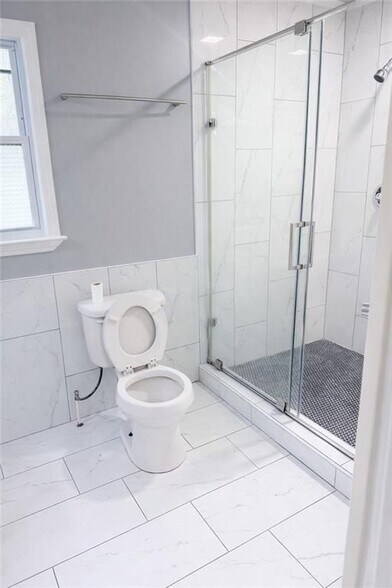 Building Photo - 3749 Pin Oak Cir