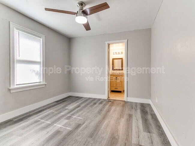 Building Photo - 3208 NW 29th St