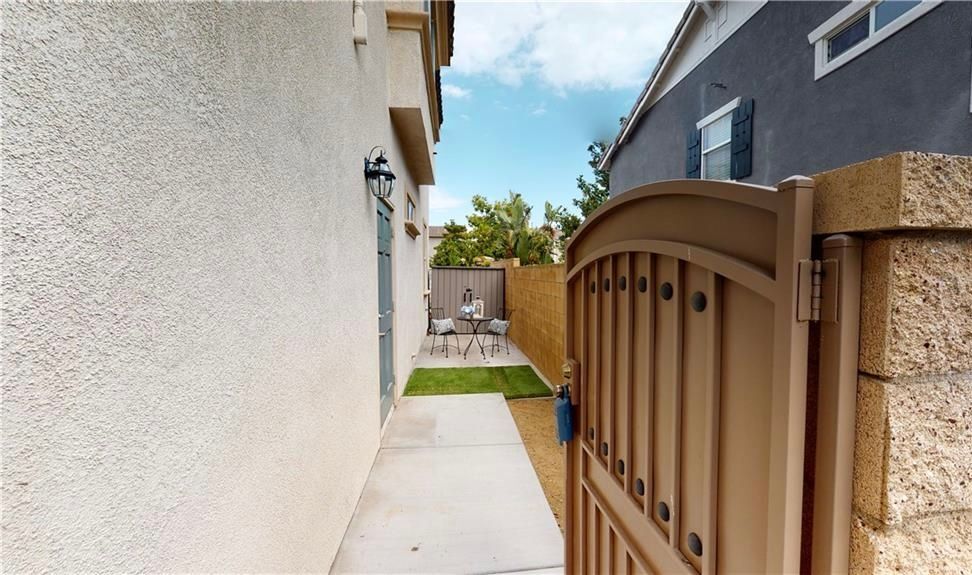 Building Photo - 6029 Lily Rock Dr