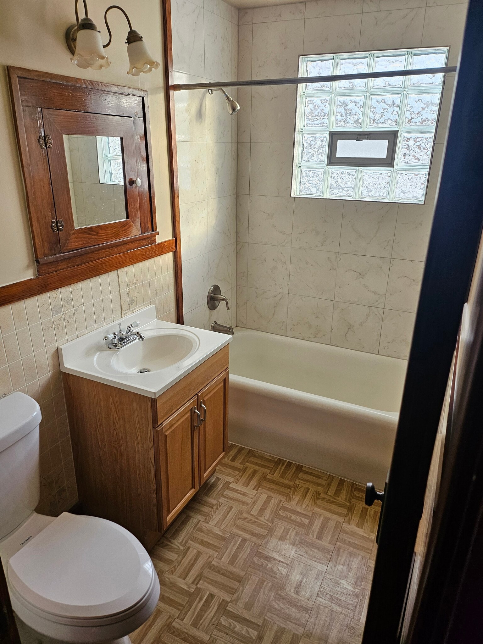 Building Photo - 25 E Prospect St