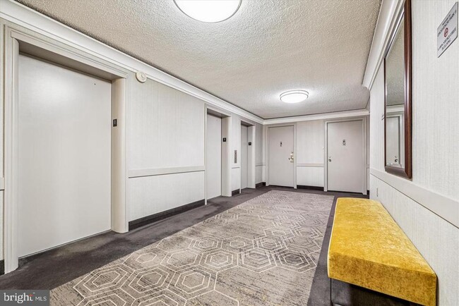 Building Photo - 10500 Rockville Pike