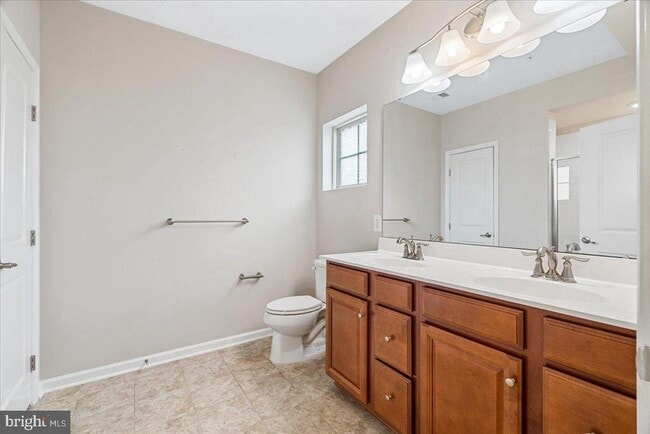 Building Photo - 6511 Walcott Ln