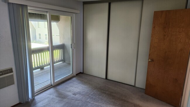 Building Photo - 1001 Murrieta Blvd