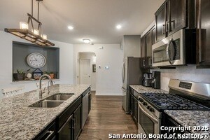 Building Photo - 12915 Whisper Xing