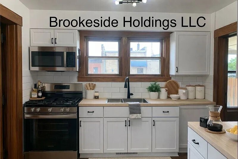 Building Photo - 33 Washington St