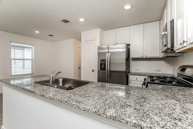 Building Photo - 8274 Piedra Medina