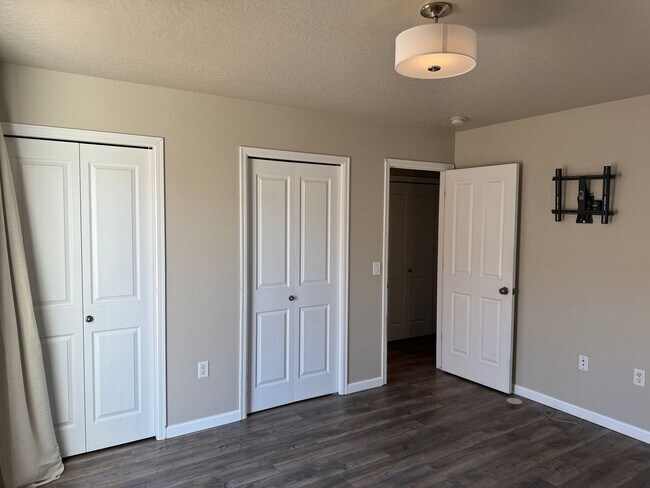 Building Photo - Spacious 3 Bed, 2 Bath in Lolo, MT!!