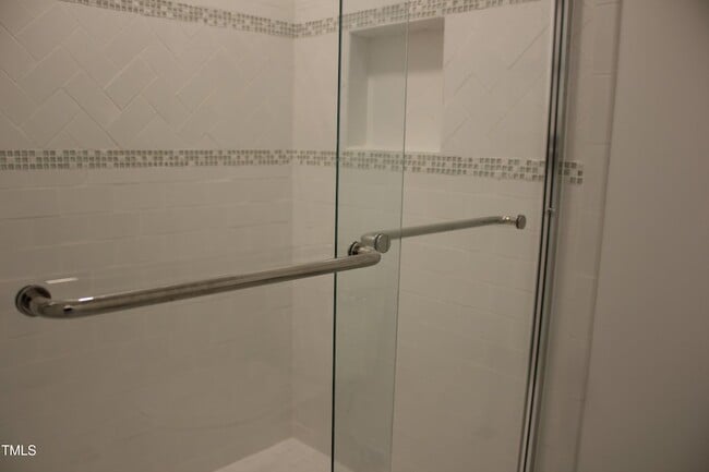 Building Photo - 6321 Gainsborough Dr