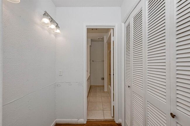 Building Photo - 14179 Misty Meadow Ln