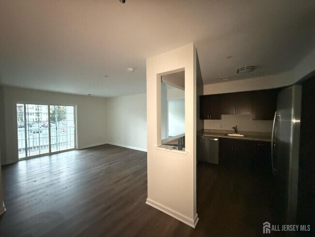 Building Photo - 1225 Waterford Dr