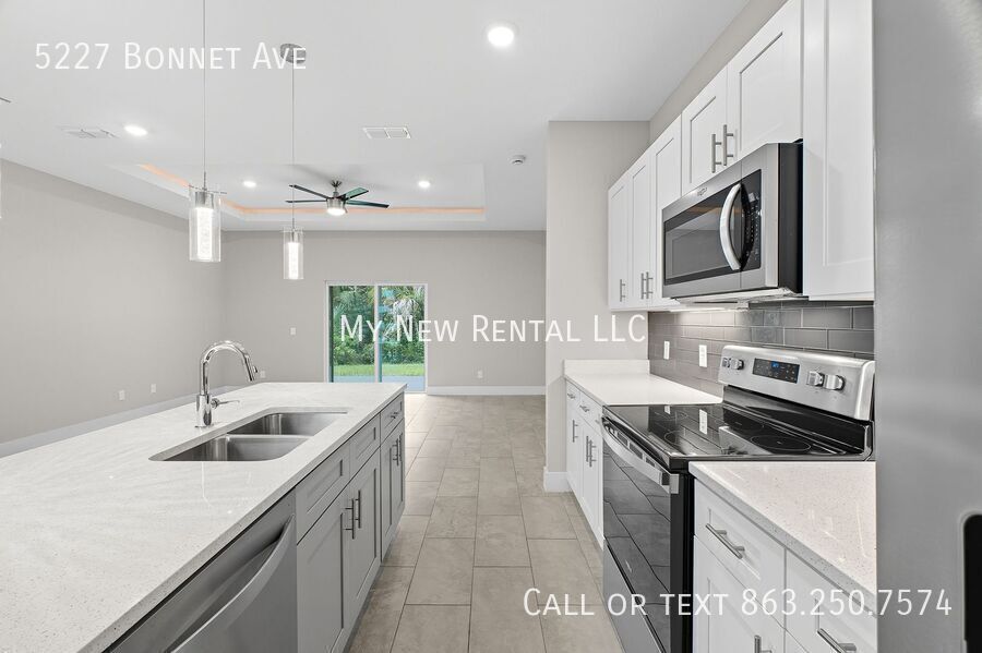 Building Photo - 5227 Bonnet Ave