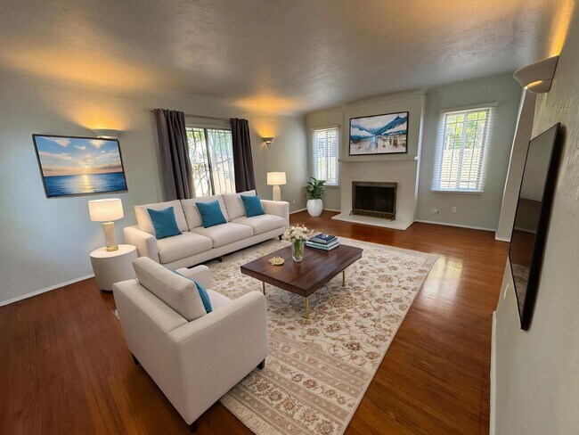 Building Photo - 1344 S Hudson Ave