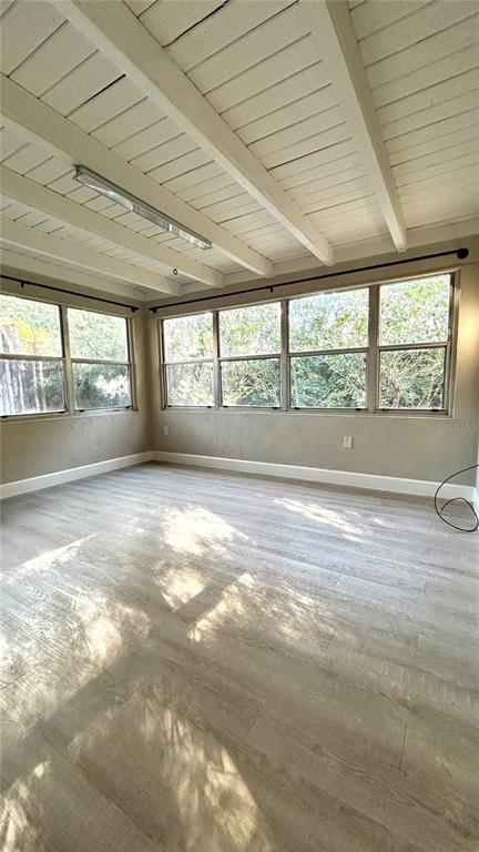 Building Photo - 821 NE 8th Ave