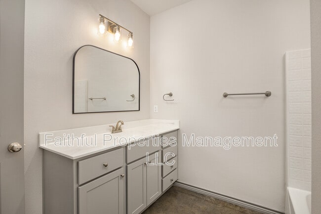 Building Photo - 13554 FM 14