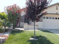 Building Photo - 3/2 Folsom Broadstone Village with outdoor...