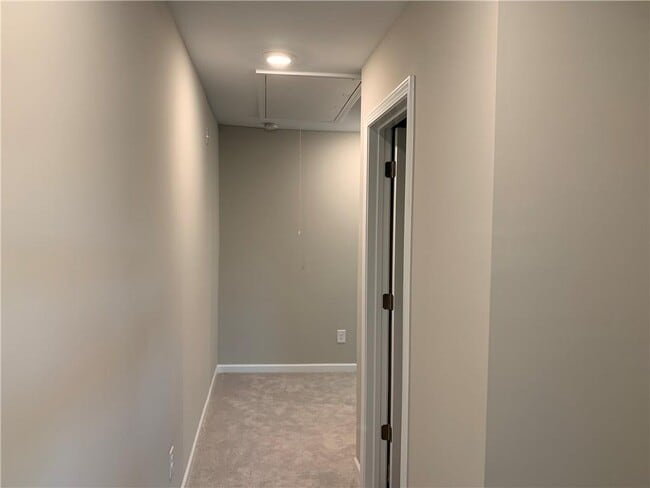 Building Photo - 2139 Lanier Harbor Pt