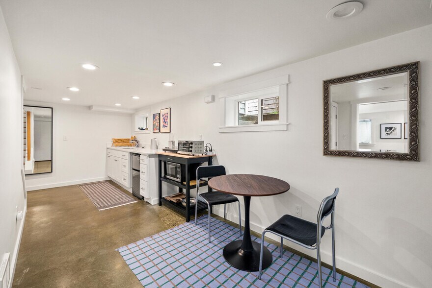 Building Photo - 957 NW 64th St