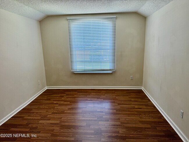 Building Photo - 1143 Summer Springs Drive