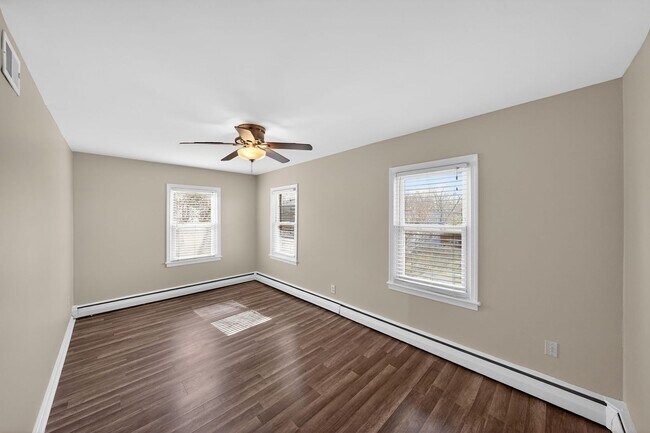 Building Photo - Modern 3BR Rental Just Minutes to Metro & Washington, DC