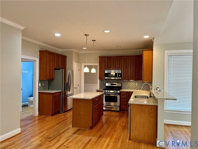 Building Photo - 4700 Jaydee Dr