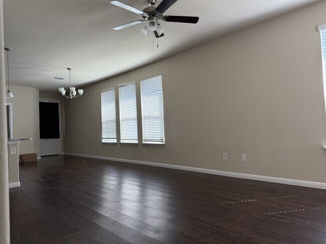 Building Photo - 3424 Aubree Katherine Dr