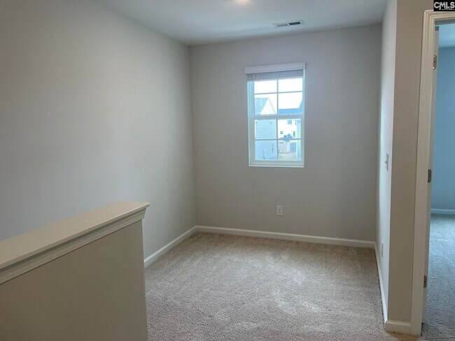 Building Photo - 434 Eclipse Ln