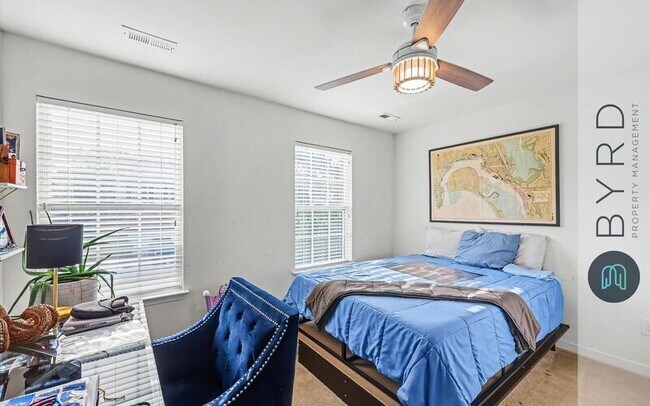 Building Photo - 7413 Nicklaus Cir