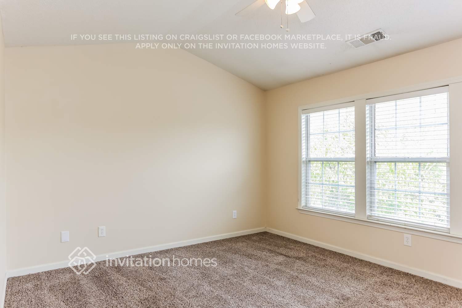 Building Photo - 1615 Heyford Cir NW