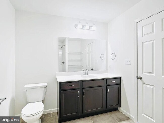 Building Photo - 7884 Briarwood Dr