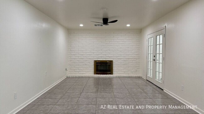 Building Photo - 8501 W Mitchell Dr