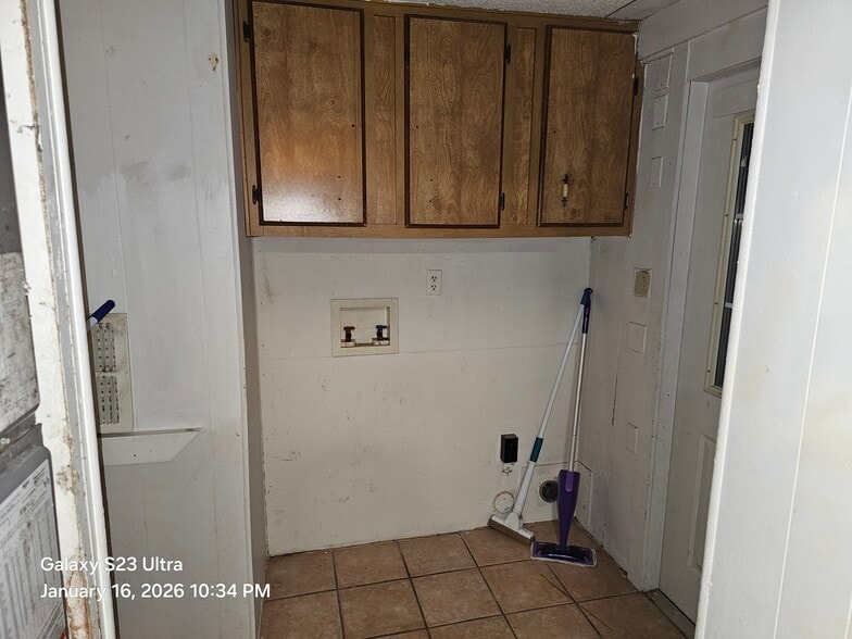 Building Photo - 1016 Real Ln