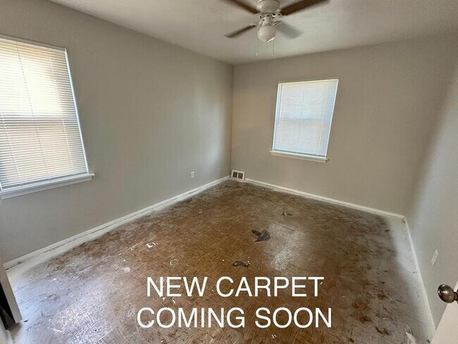 Building Photo - 26500 Drakefield Ave