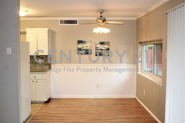 Building Photo - Super Cute 4/2/1 in East Plano For Rent!