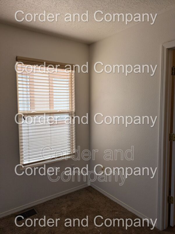 Building Photo - 949 Waterfall Dr
