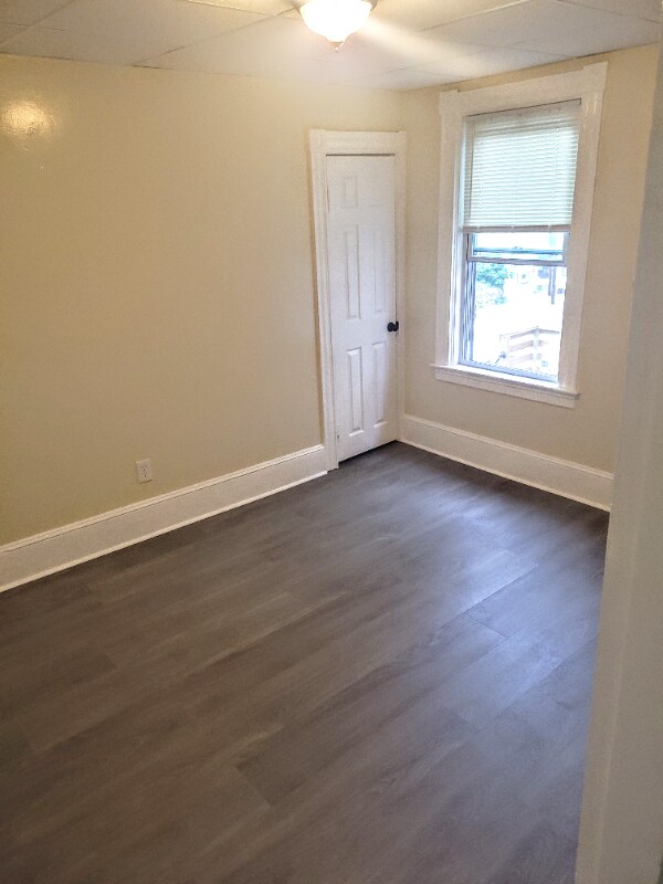 Building Photo - 509 Elm St