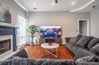 Building Photo - 2096 Fairport Way