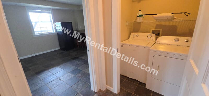 Building Photo - 11 Wayside Rd