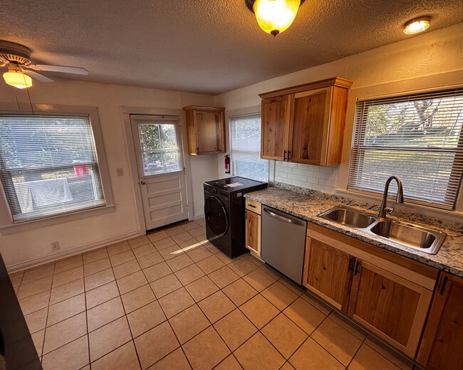 Building Photo - 3588 N Jackson Hwy