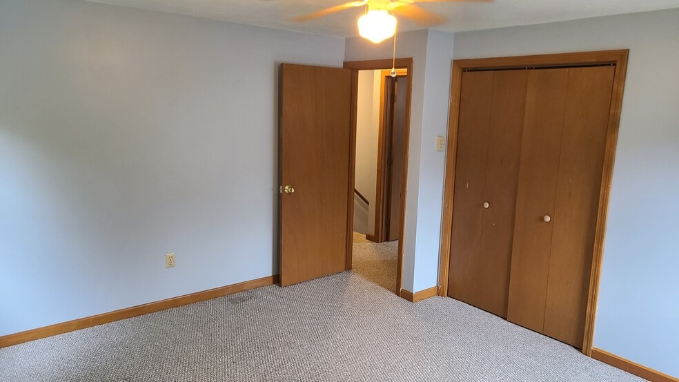 Main Bedroom - 26 Crane St