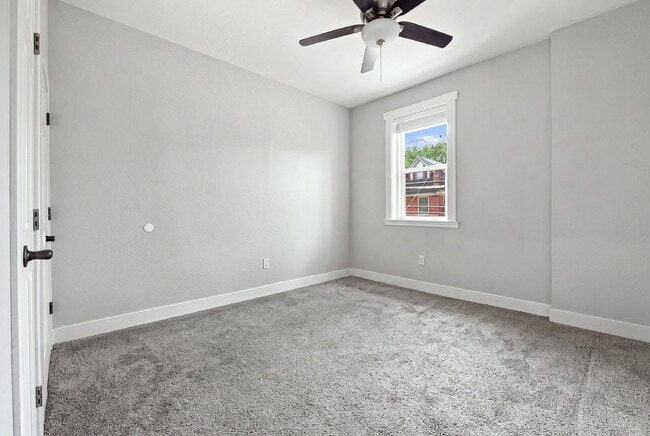 Building Photo - $1,720.95 with $300 off the first month rent, 1 Bed - 1 Bath, Condo in Denver with All Utilities ...